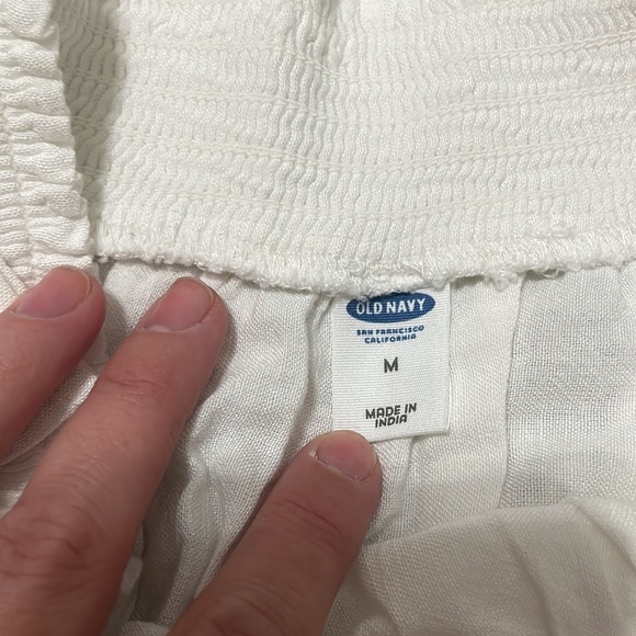 Cute embroidered top - Picture 4 of 4